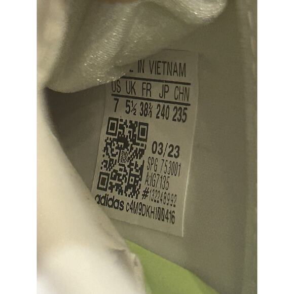 NWT Adidas Adizero Purehustle White Softball Cleats Women's size 7 - Picture 10 of 10